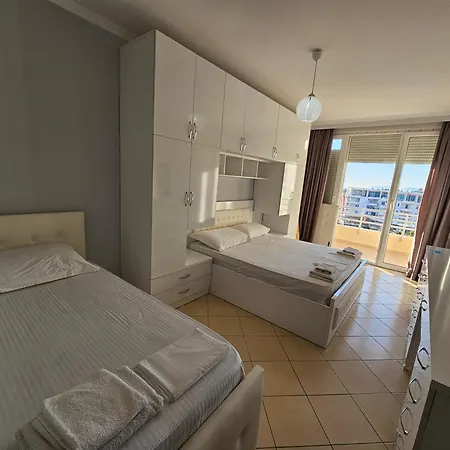Sea View 1-bed In Vlorë