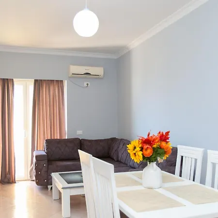 Sea View 1-bed In * فلورا