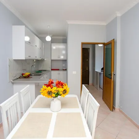 Appartamento Sea View 1-bed In *