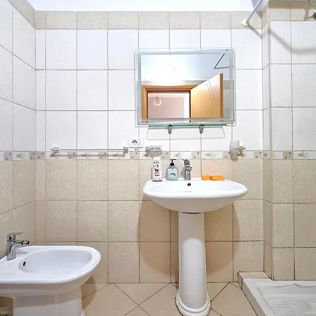 Sea View 1-bed In